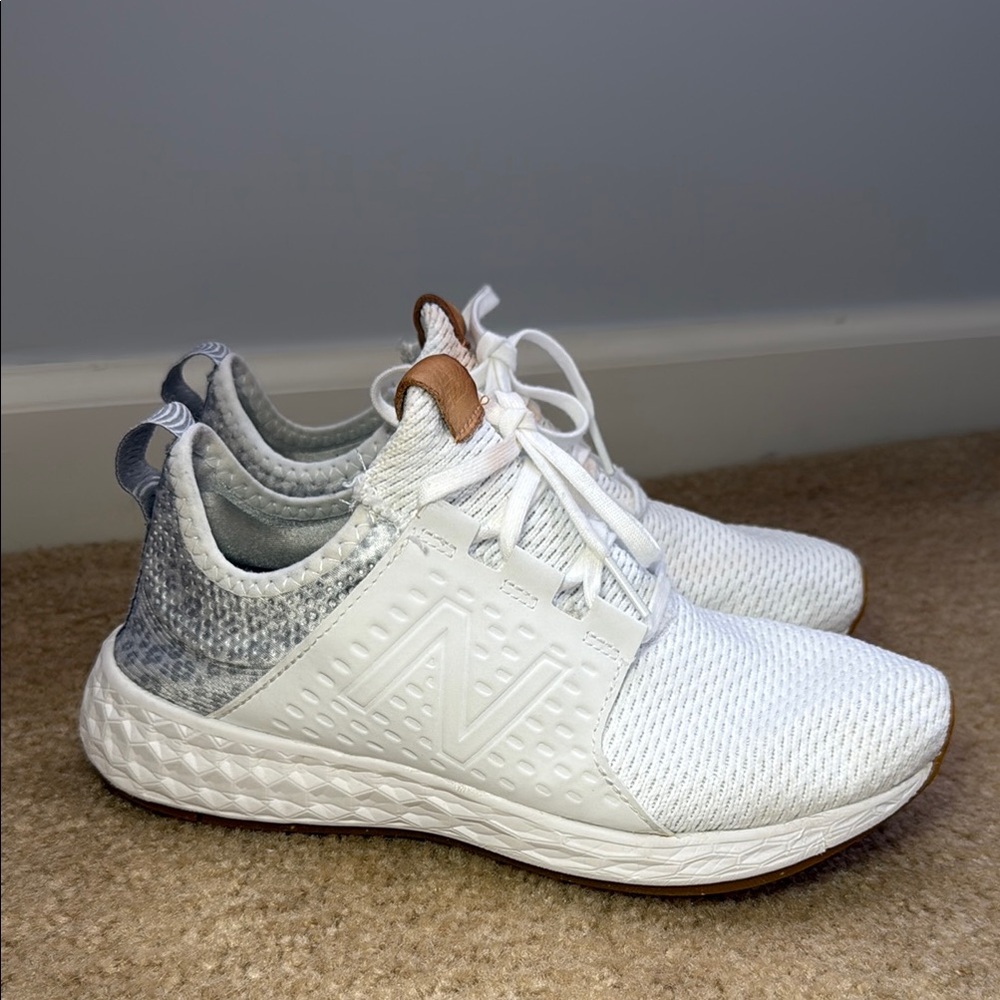 New Balance White and Gray Sneakers- EUC